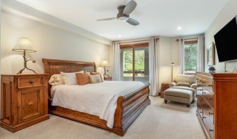 311 Offerson Rd 236, Beaver Creek, CO 81620