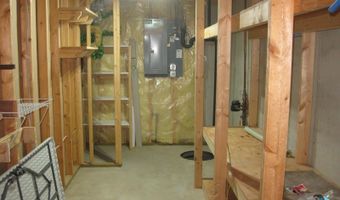 525 Valley View Ave, Baltic, SD 57003