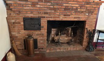 1012 West Rd, Belgrade, ME 04917