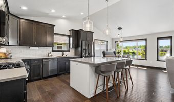 5078 N MILKWEED Trl, Appleton, WI 54913