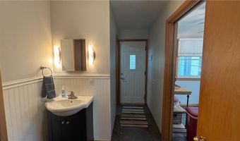 2009 W Oakland Ave, Austin, MN 55912