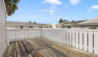 1412 OAK Pl J, Apopka, FL 32712