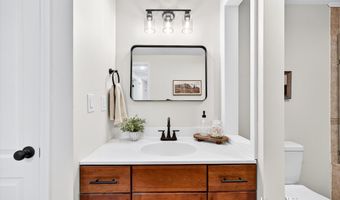 335 Thomas St, Allegan, MI 49010