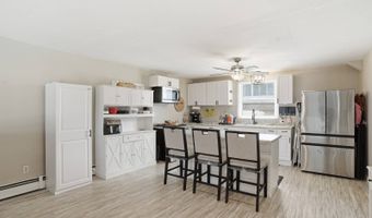 16 Brown St, North Providence, RI 02904