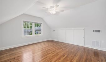 10 Linden Gate Ln, Newport, RI 02840