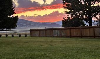 2107 8th St, Cody, WY 82414