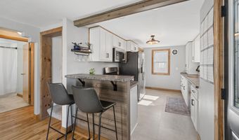 1352 W COMMERCIAL St, Appleton, WI 54914