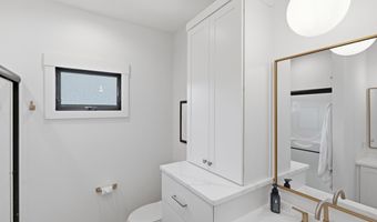 2100 Golfview Dr, Auburn, IN 46706