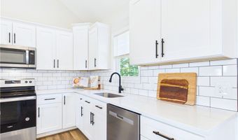 3353 Stonewall Rd, Appomattox, VA 24538