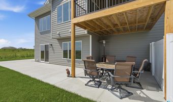 612 Iver Ave, Baltic, SD 57003
