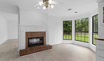 1208 Hilltop Rd, Alexander, AR 72022