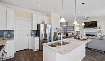 7 Travelers Way, Bayville, NJ 08721