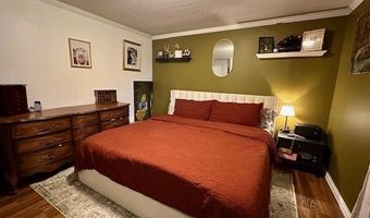 204 S 5th St E, Aurora, MN 55705