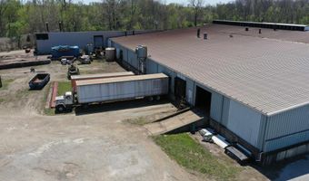 400 S Gray St, Albany, IN 47320