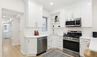 843 E LOMBARD St, Baltimore, MD 21202