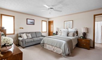 839 Deerfield Rd, Anderson, IN 46012