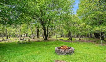 13 DENISE Ct, Albrightsville, PA 18210