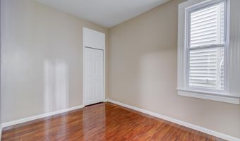 295 AVENUE C 1st floor, Bayonne, NJ 07002