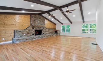 251 S Taxiway Dr, Albany, KY 42602