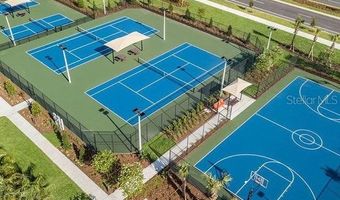 6208 CAMINO Dr, Apollo Beach, FL 33572