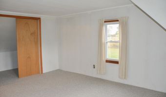 87 Middle Rd, Augusta, ME 04330