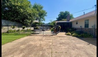 307 Hickory Ln, Batesville, MS 38606