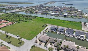 637 Pompano Dr, Aransas Pass, TX 78336