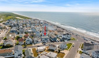 223 10th St N St, Brigantine, NJ 08203