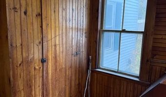 111 Summit St, Baileyville, ME 04694