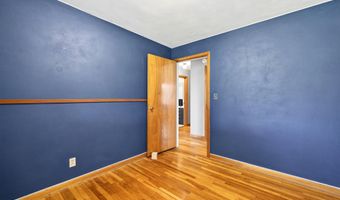 738 Sunset Dr, Bloomfield, IN 47424