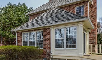 7806 FOX GATE Ct, Bethesda, MD 20817