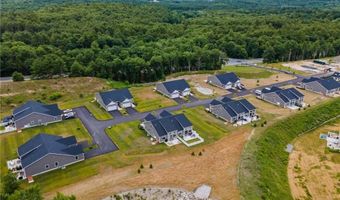 40 Overlook Ln, Glocester, RI 02814