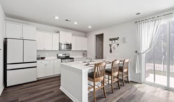 60 Backwater St, Port Royal, SC 29906