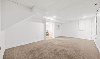 13294 212th Ave, Anamosa, IA 52205