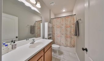 7023 OLD BENTON Dr, Apollo Beach, FL 33572