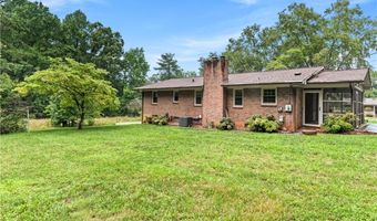 153 Shady Ln, Advance, NC 27006