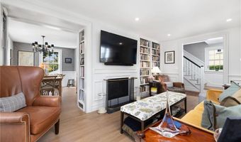 9 Anthony St, Newport, RI 02840