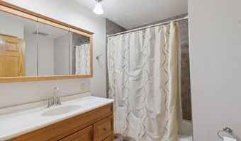 4403 W Riverview Dr, Alma, MI 48801