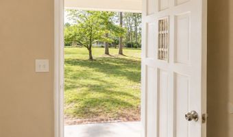 6032 Elliott Dr, Albany, GA 31705