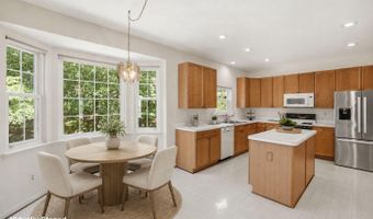 18915 FESTIVAL Dr, Boyds, MD 20841