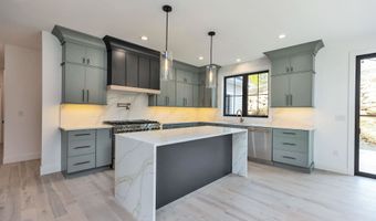 17-4 31 Boiling Kettle Way 17-4-31, Bedford, NH 03110
