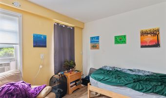 226 Manhattan Dr, Burlington, VT 05401