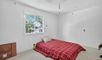 301 13th Ave NW, Altoona, IA 50009