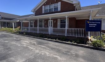 3 Chateau Grove Ln, Barboursville, WV 25504