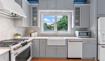 410 E CONCORD St, Orlando, FL 32803