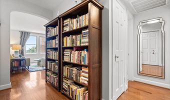 301 WHITTIER St NW 203, Washington, DC 20012