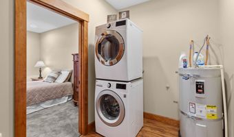 303 S MARINE St, Rockaway Beach, OR 97136