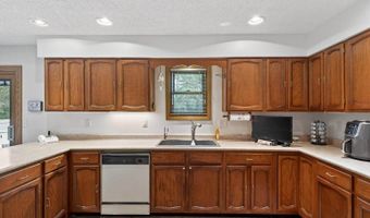 8451 Cedar Ln, Wisconsin Rapids, WI 54494