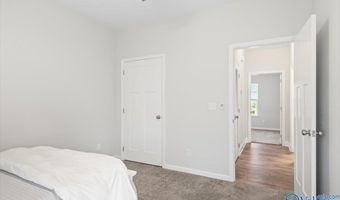 314 Creekside Dr, Albertville, AL 35950