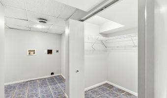 2241 Alby St, Alton, IL 62002